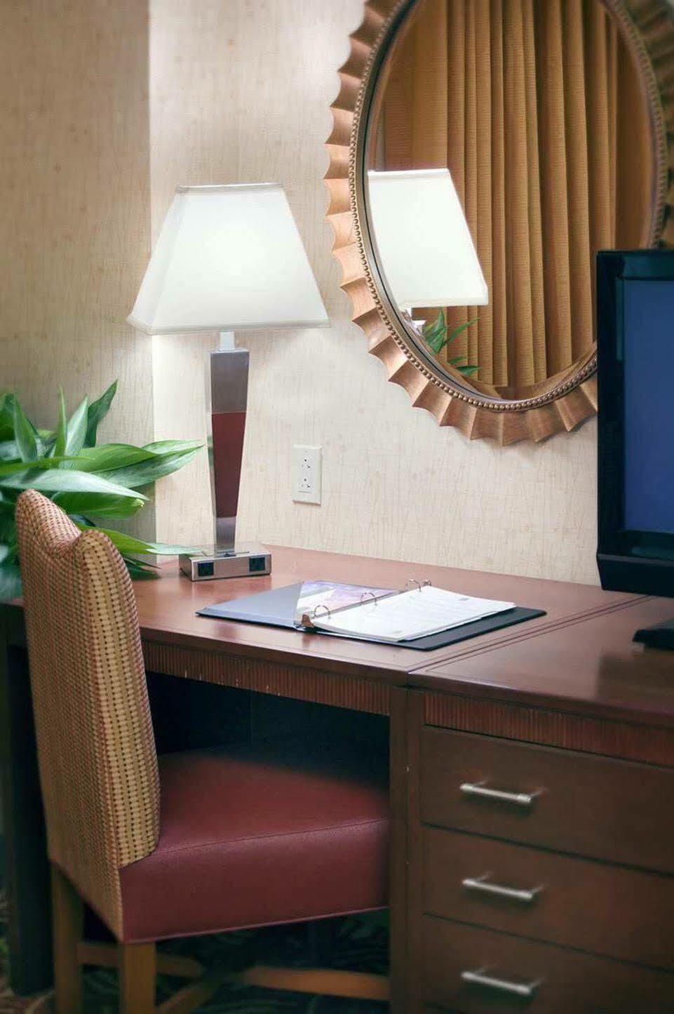 Embassy Suites San Marcos Hotel Conference Center Eksteriør bilde